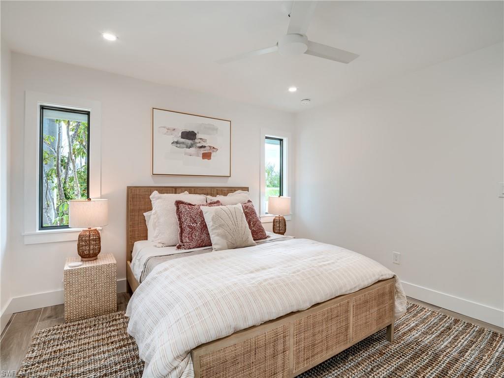 BEACH HOMES - Residential