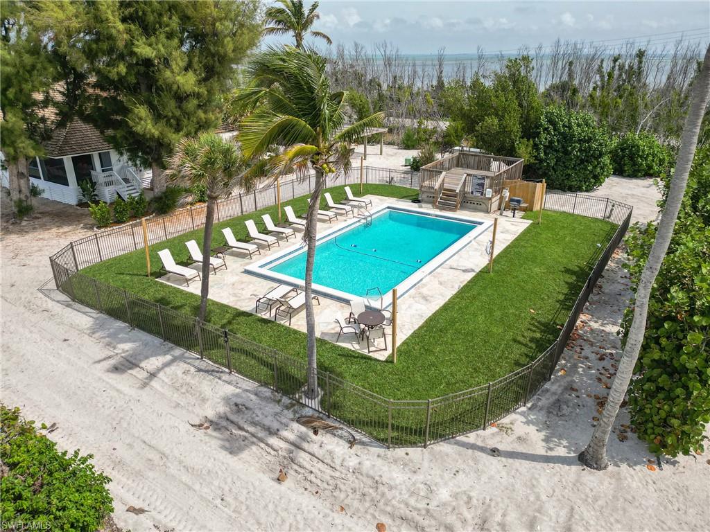 BEACH HOMES - Residential