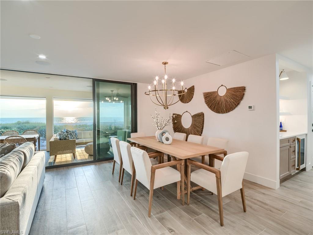 BEACH HOMES - Residential