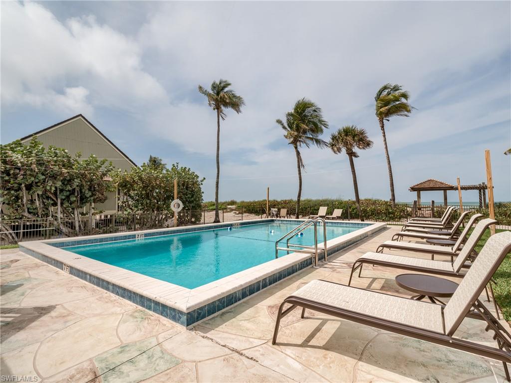 BEACH HOMES - Residential