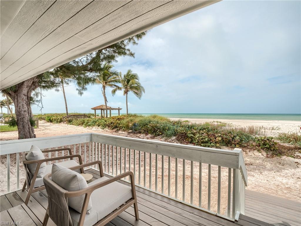 BEACH HOMES - Residential