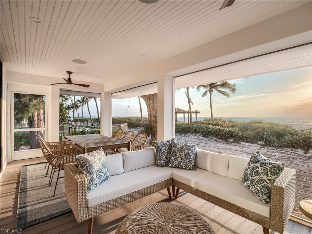 BEACH HOMES - Residential