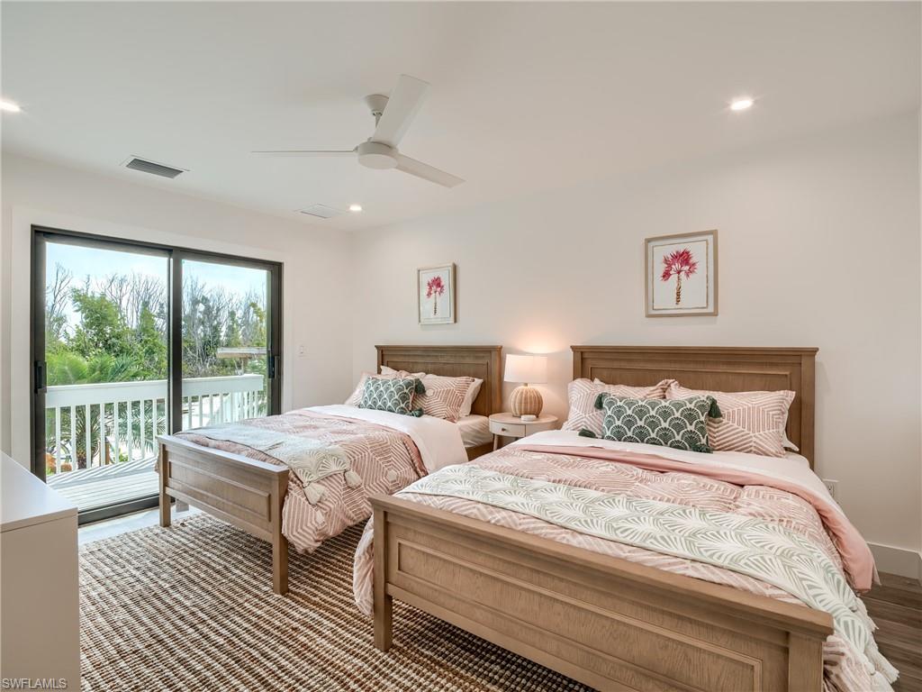 BEACH HOMES - Residential