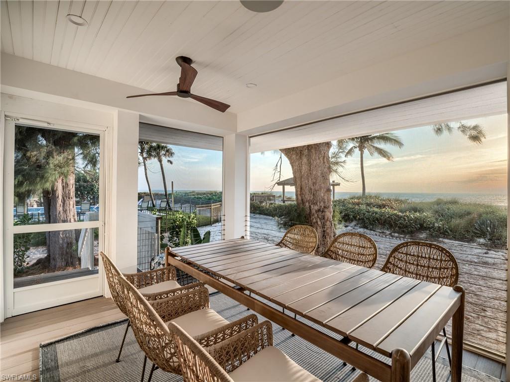 BEACH HOMES - Residential