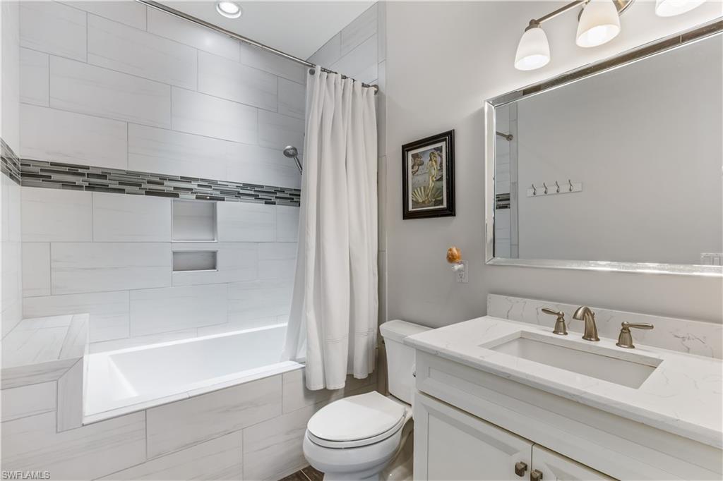 JONATHAN HARBOUR - Residential