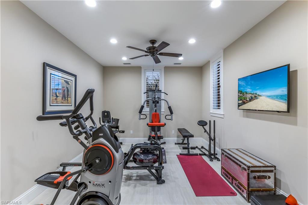 JONATHAN HARBOUR - Residential