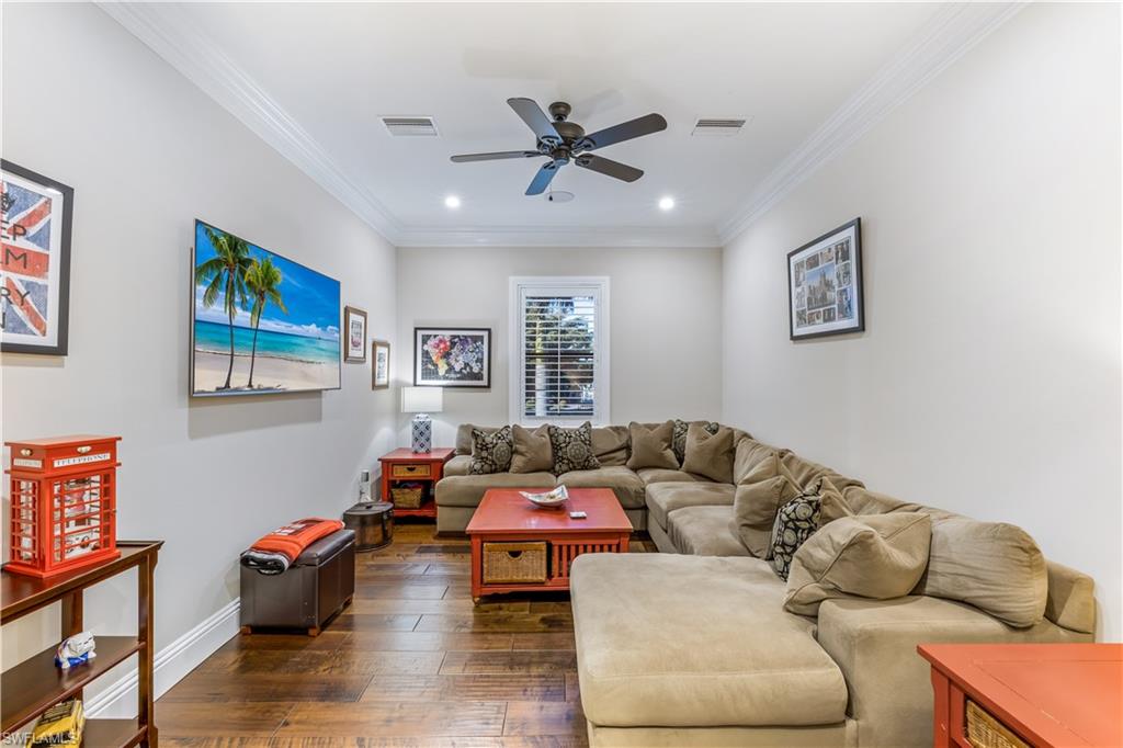 JONATHAN HARBOUR - Residential