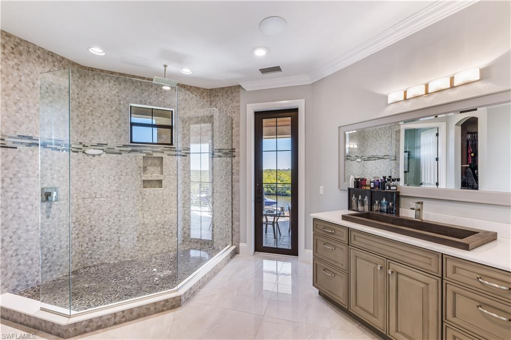 JONATHAN HARBOUR - Residential