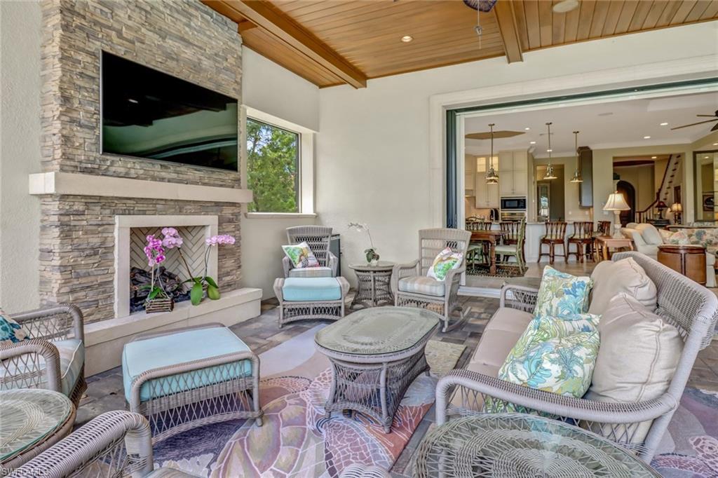 QUAIL WEST - Residential