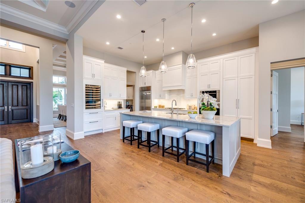 MOORINGS - Residential