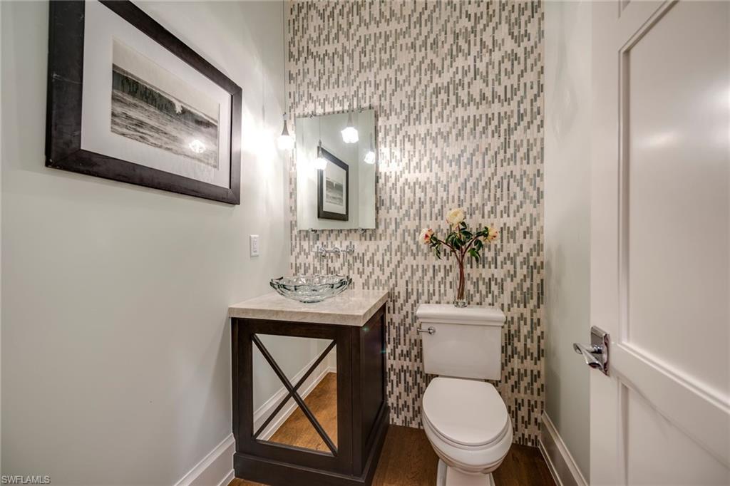 MOORINGS - Residential