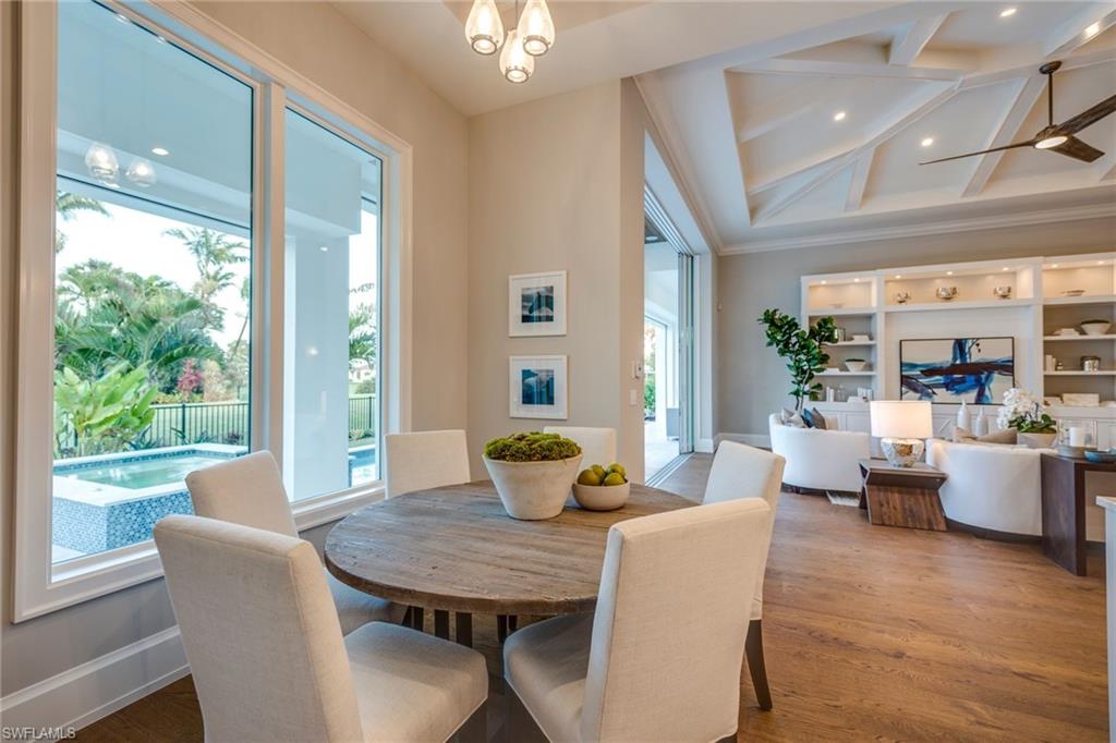 MOORINGS - Residential