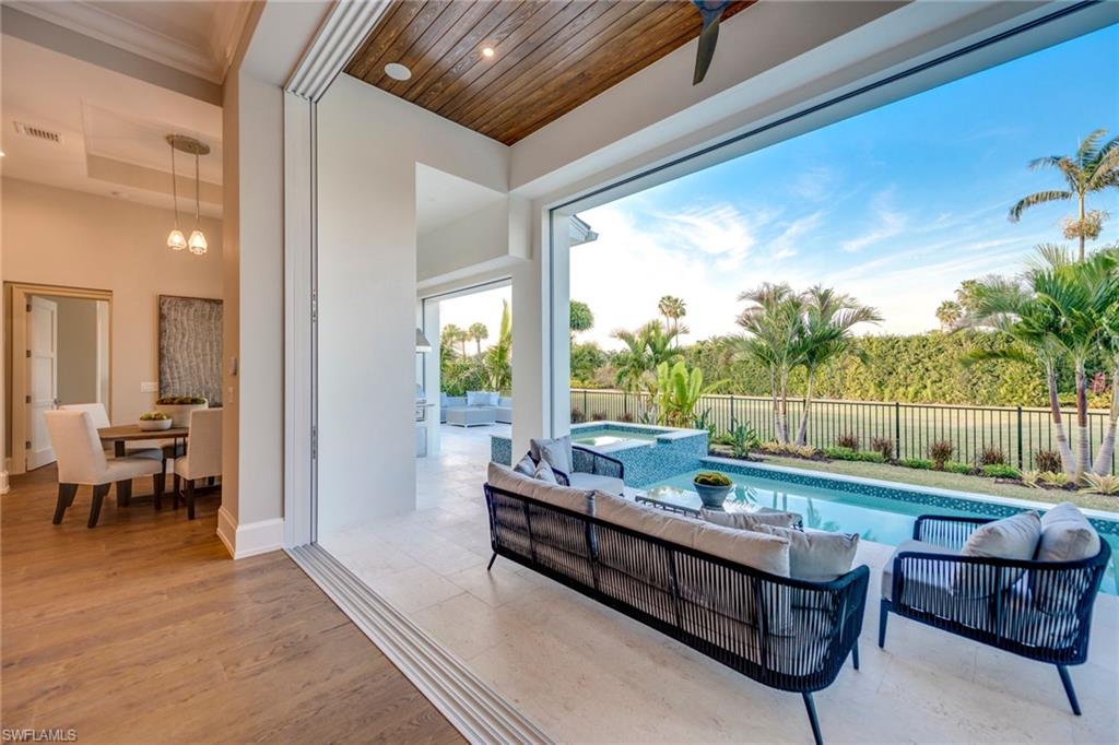 MOORINGS - Residential