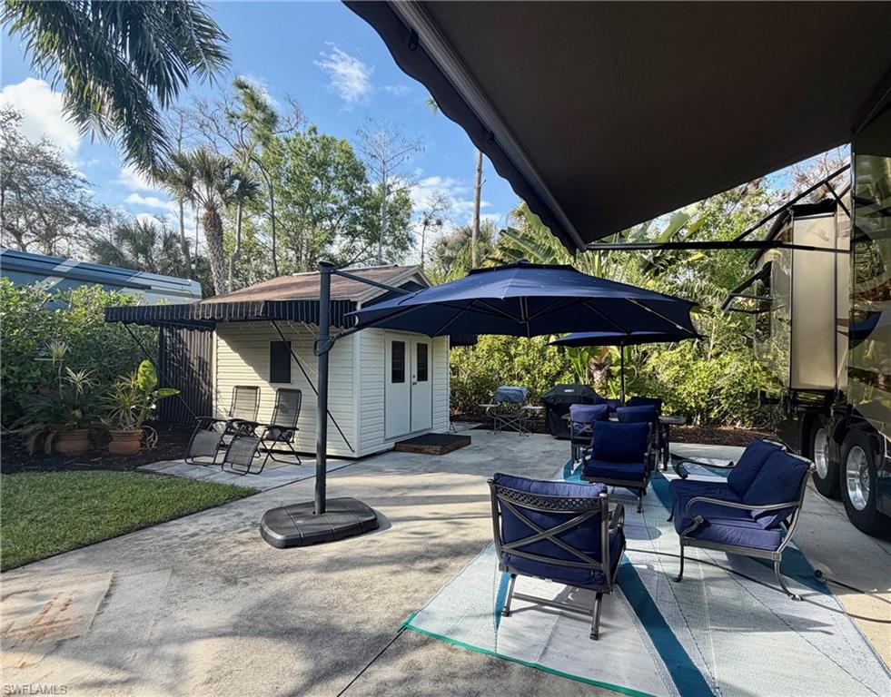 PELICAN LAKE RV RESORT - Land