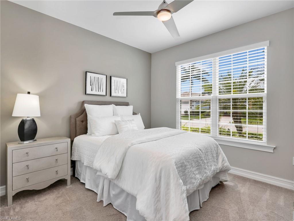 HALFMOON POINT - Residential