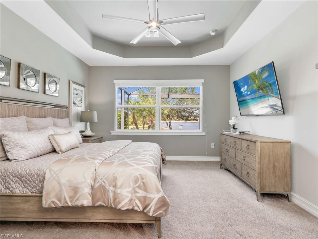 HALFMOON POINT - Residential