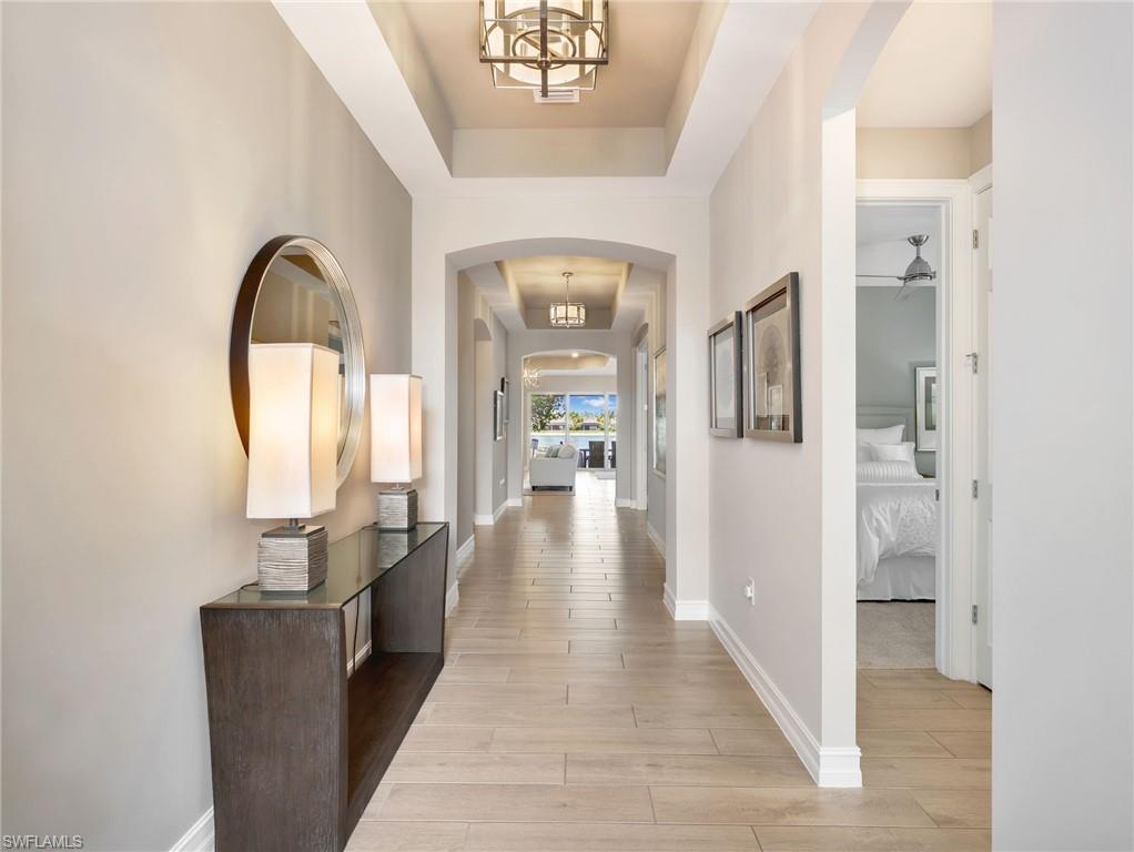 HALFMOON POINT - Residential