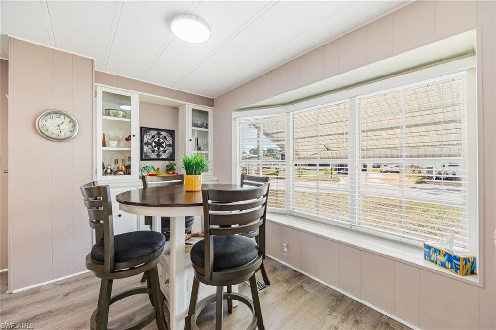 SIX LAKES COUNTRY CLUB - Residential