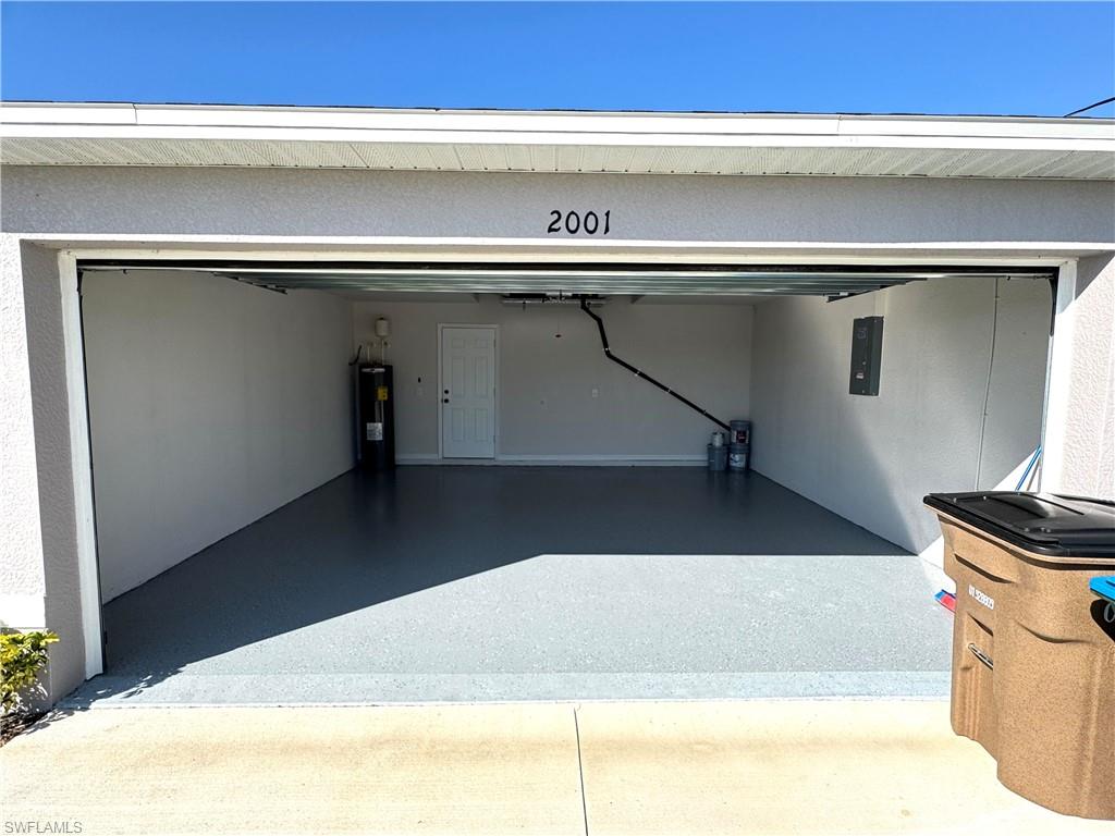 CAPE CORAL - Residential Lease