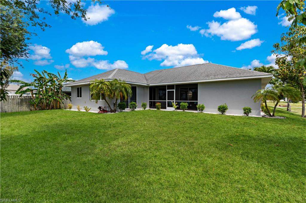 CAPE CORAL - Residential
