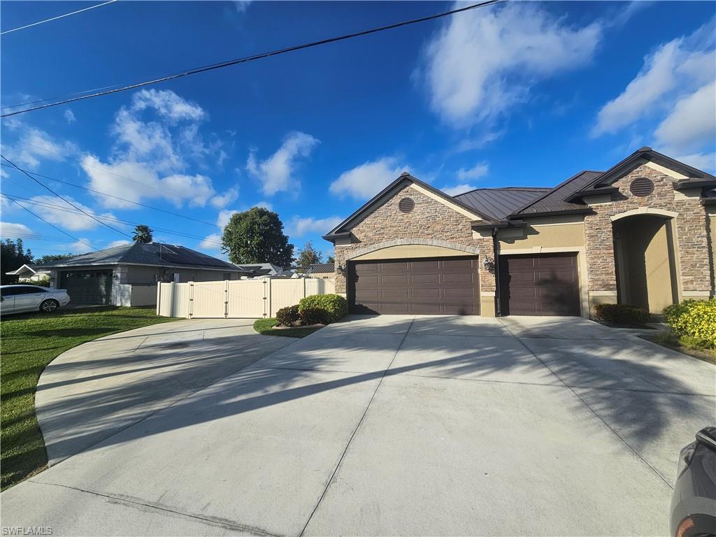 CAPE CORAL - Residential Lease