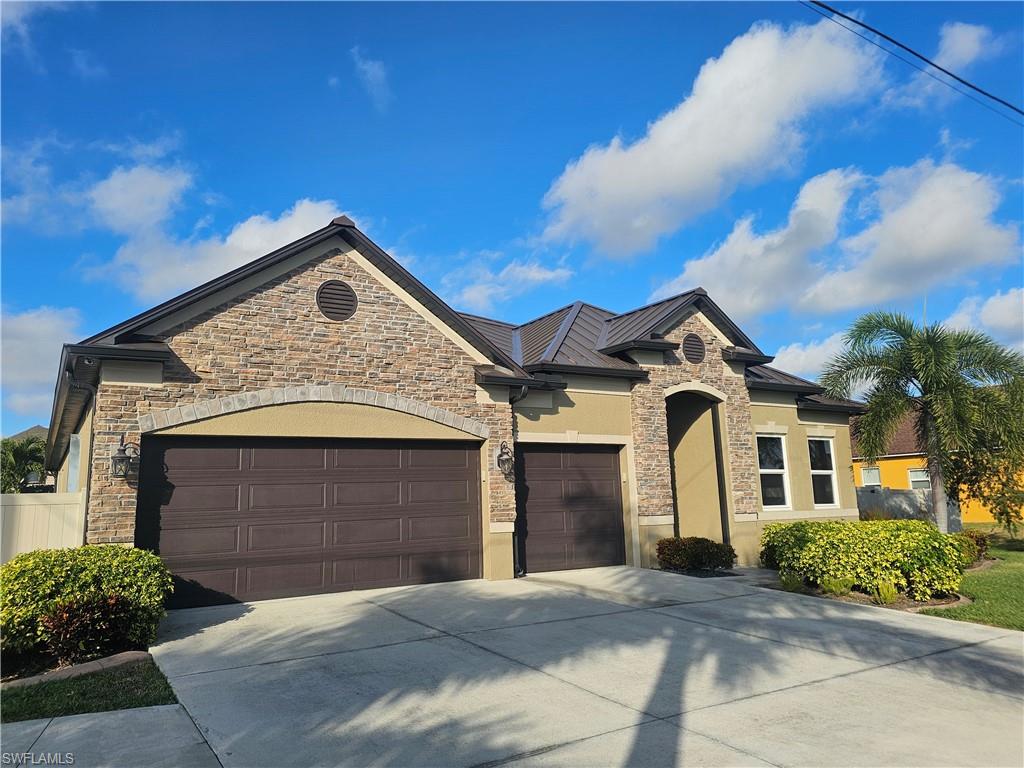 CAPE CORAL - Residential Lease