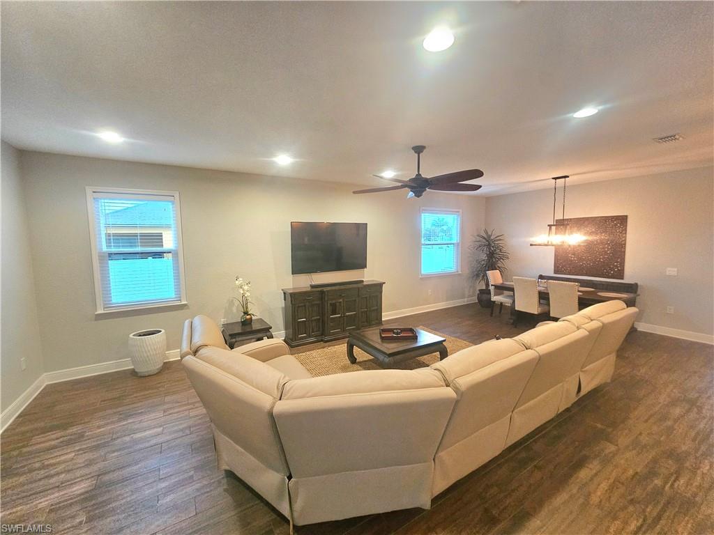 CAPE CORAL - Residential Lease