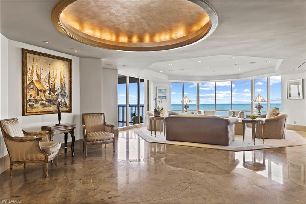 WINDSOR AT BAY COLONY - Residential