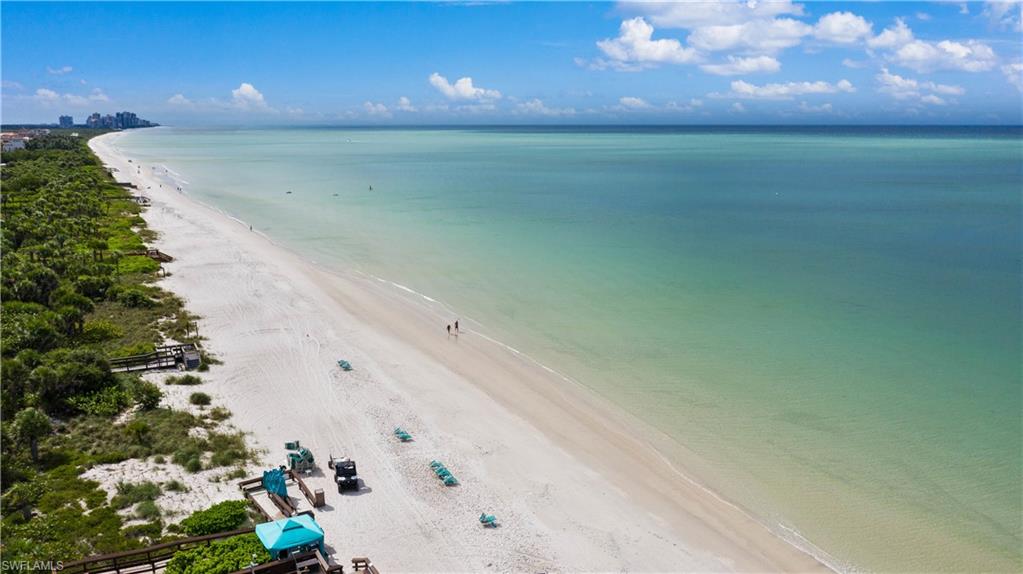 WINDSOR AT BAY COLONY - Residential