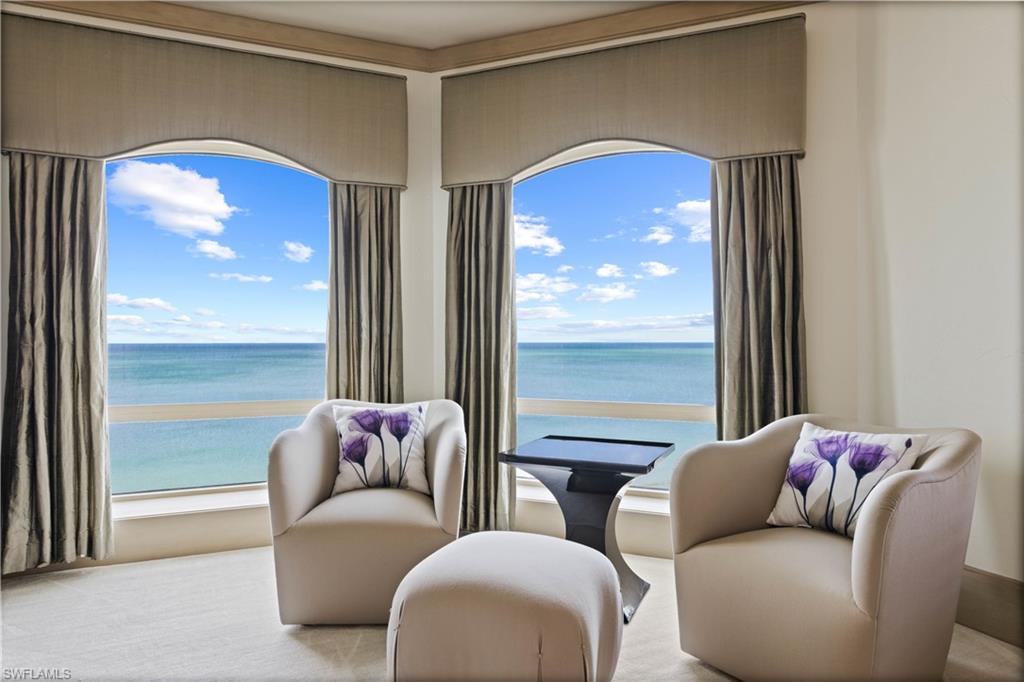 WINDSOR AT BAY COLONY - Residential