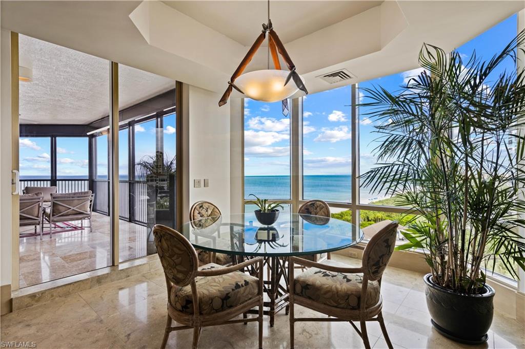 WINDSOR AT BAY COLONY - Residential