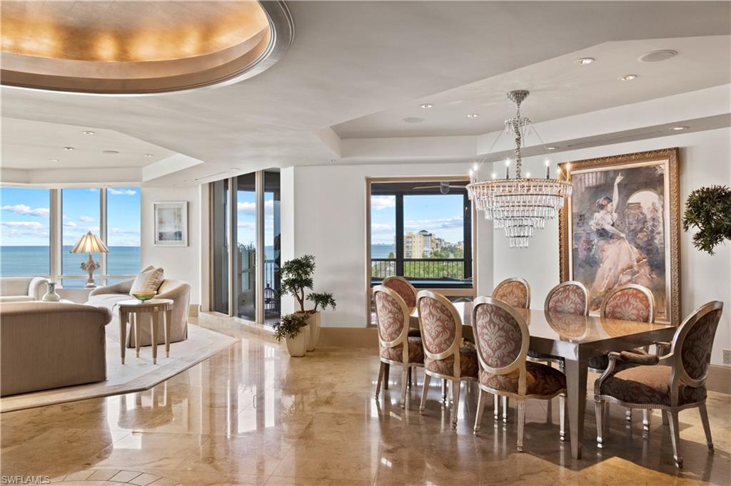 WINDSOR AT BAY COLONY - Residential