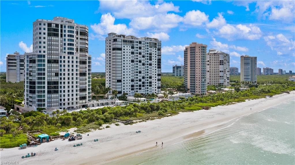 WINDSOR AT BAY COLONY - Residential