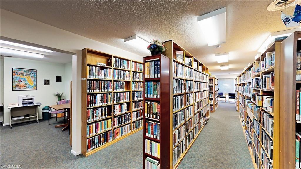 SEVEN LAKES - Residential