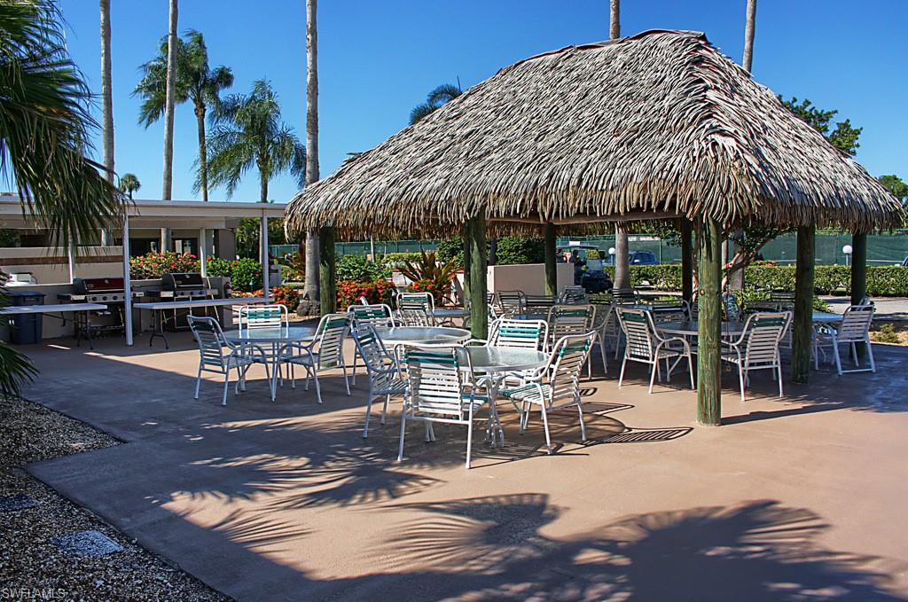 SEVEN LAKES - Residential