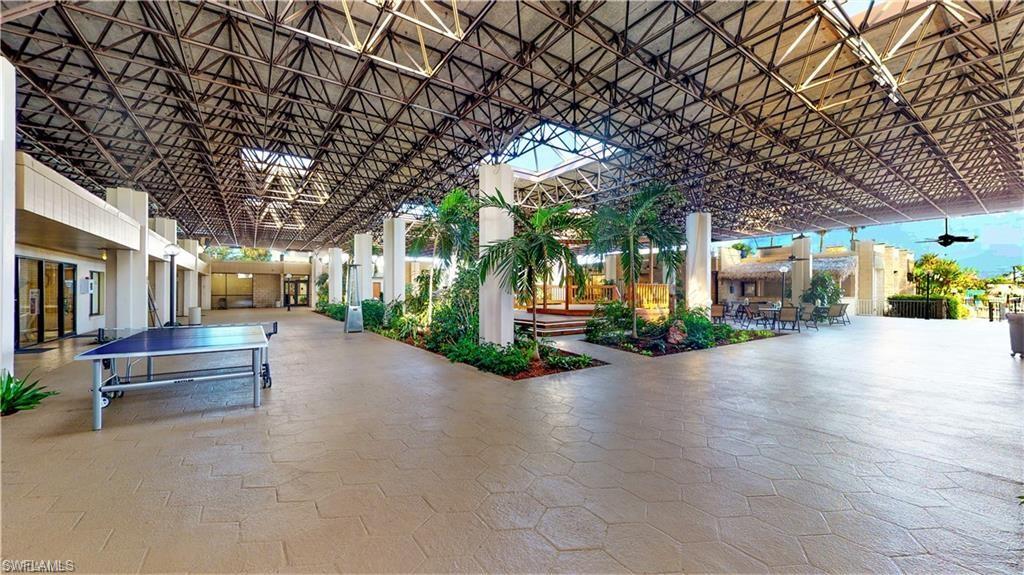 SEVEN LAKES - Residential