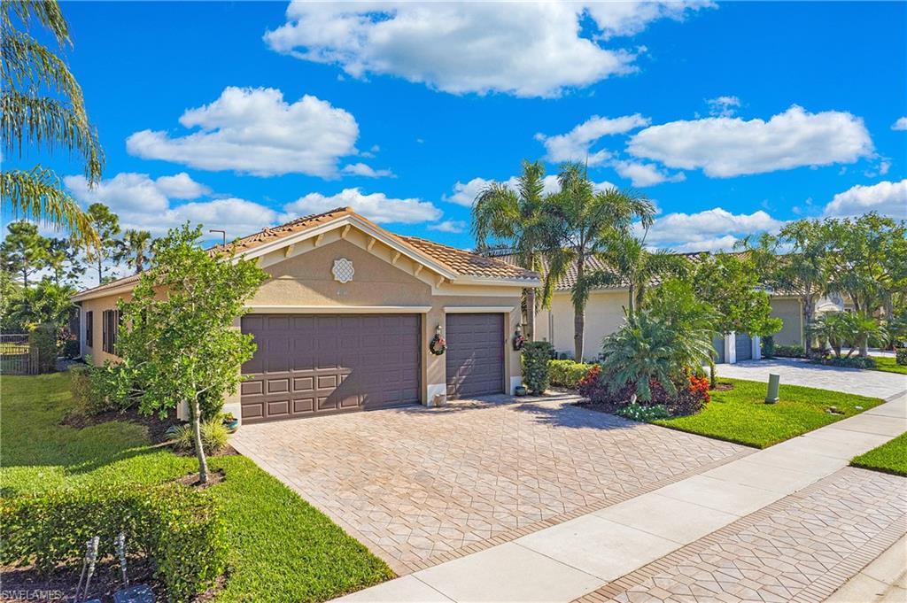 STONECREEK - Residential