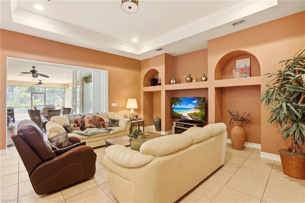 GOLDEN GATE ESTATES - Residential