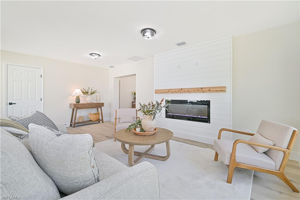 VILLAGES AT COUNTRY CREEK - Residential