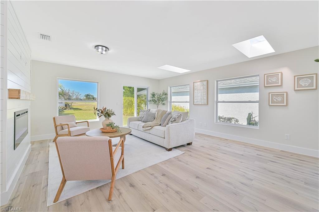 VILLAGES AT COUNTRY CREEK - Residential