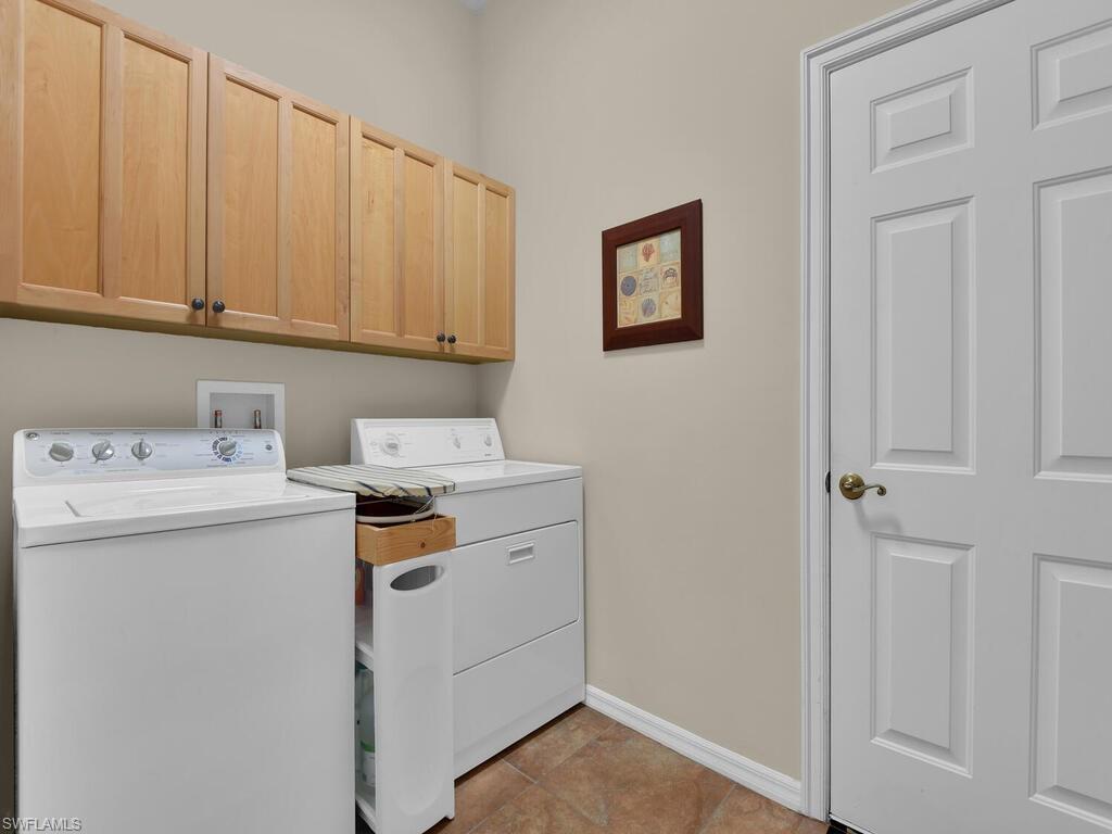 CYPRESS LINKS - Residential