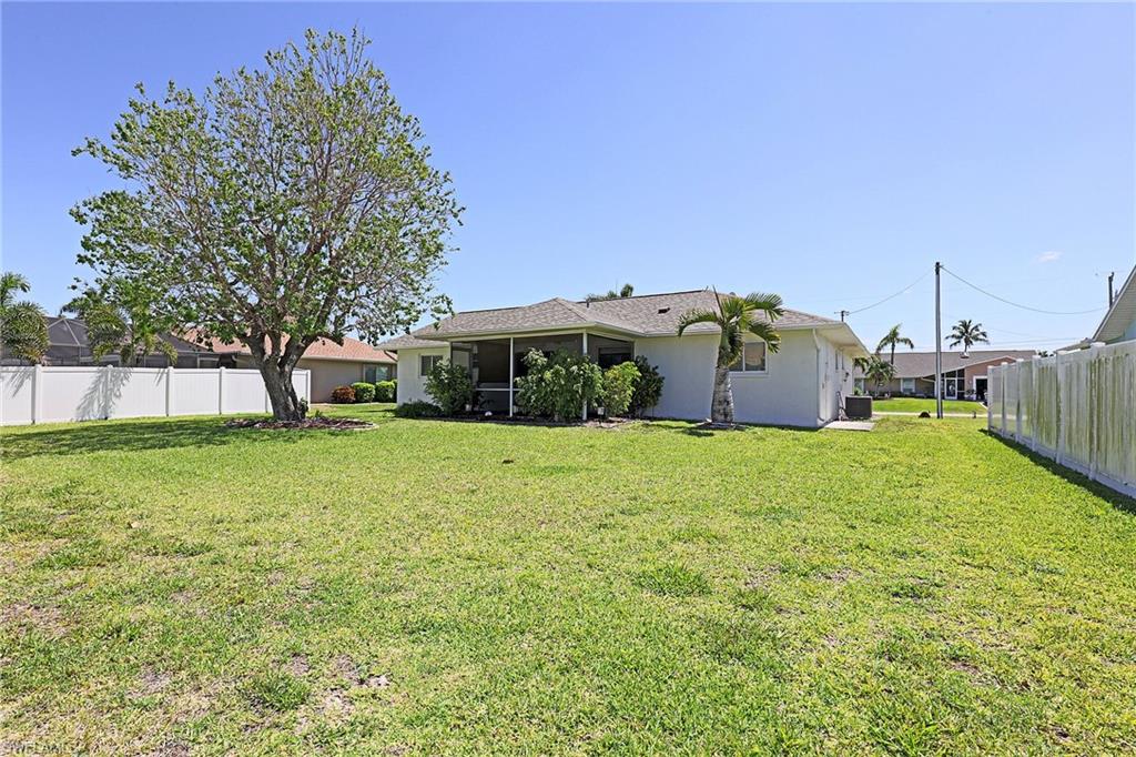 CAPE CORAL - Residential