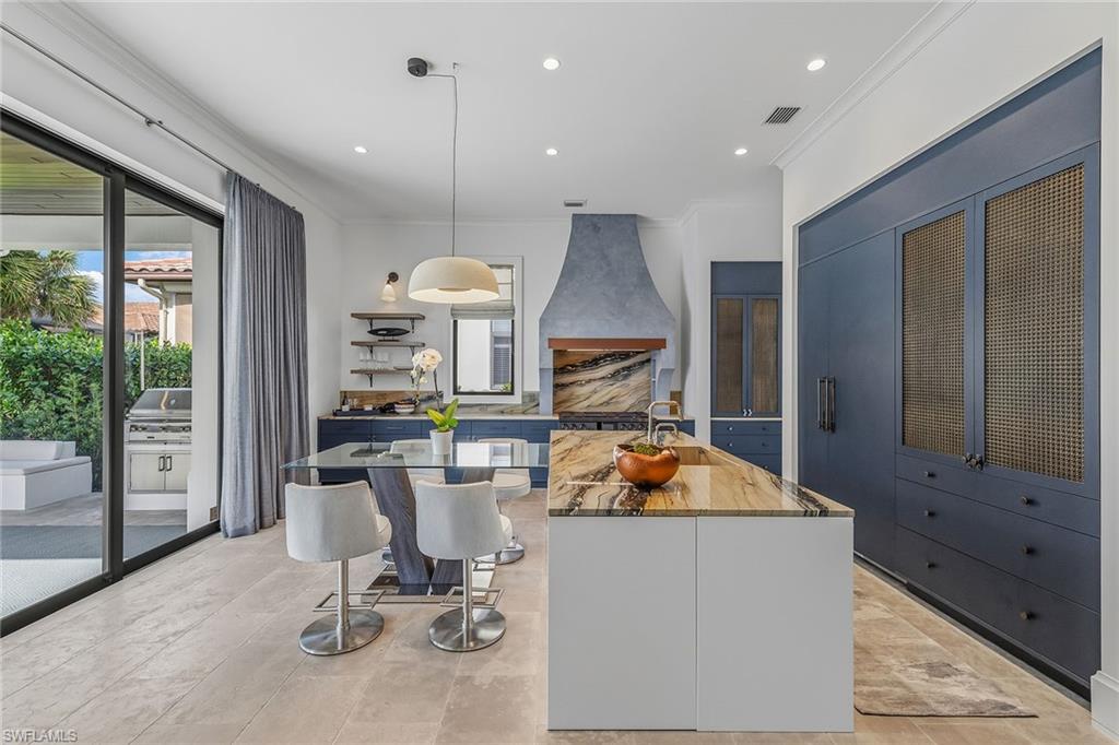 TRADITIONS - Residential