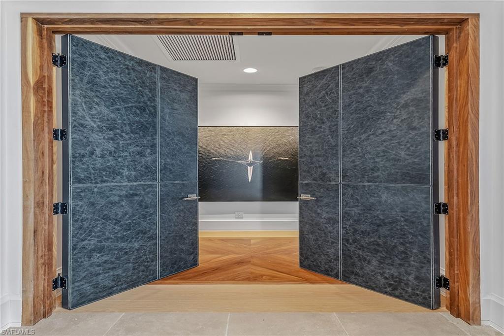 TRADITIONS - Residential