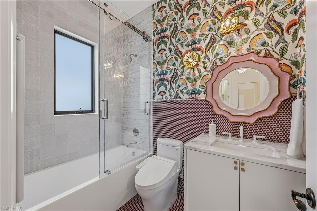 TRADITIONS - Residential