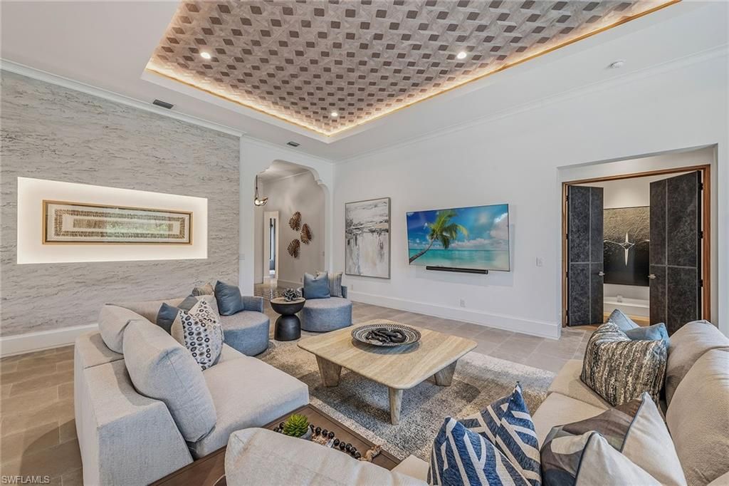 Photo of 2243 Residence CIR, NAPLES, FL 34105 (MLS # 225084949)