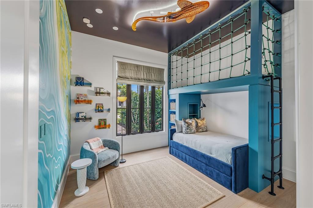 TRADITIONS - Residential