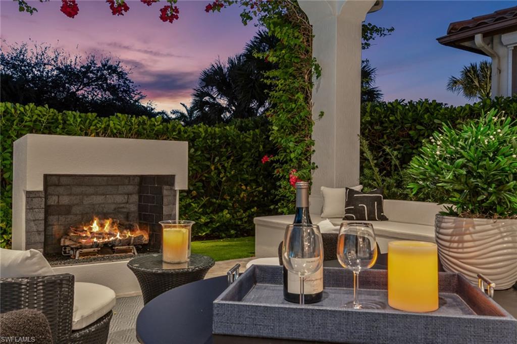 TRADITIONS - Residential