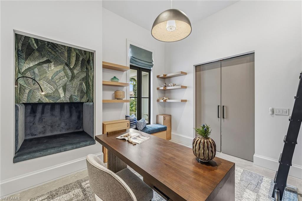 TRADITIONS - Residential