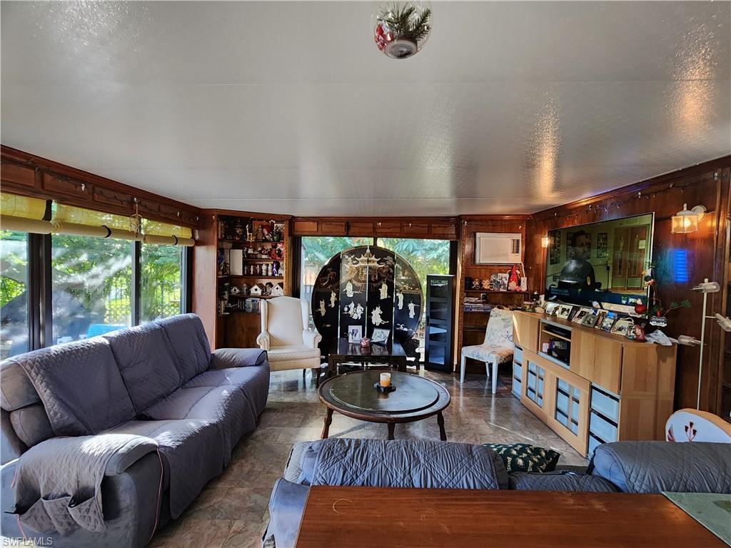 PORT EDISON - Residential